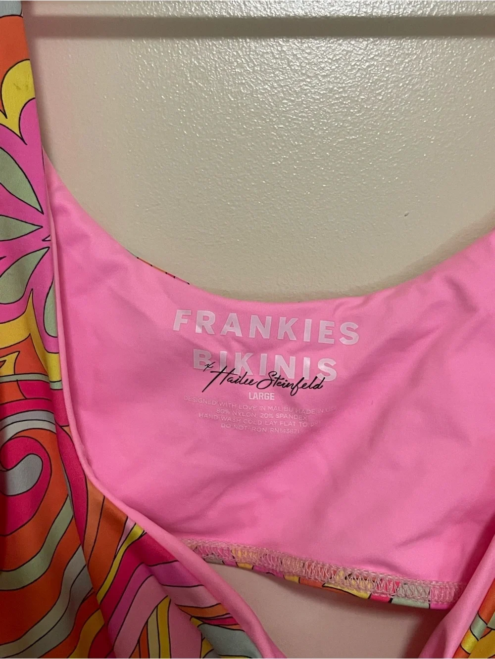 Frankie's Bikinis x Hailee Steinfeld Far Out Collection swim top size large